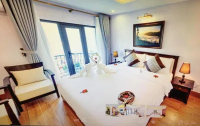 Deluxe Double Room with Balcony and Mountain View — Le Bordeaux Sapa Hotel